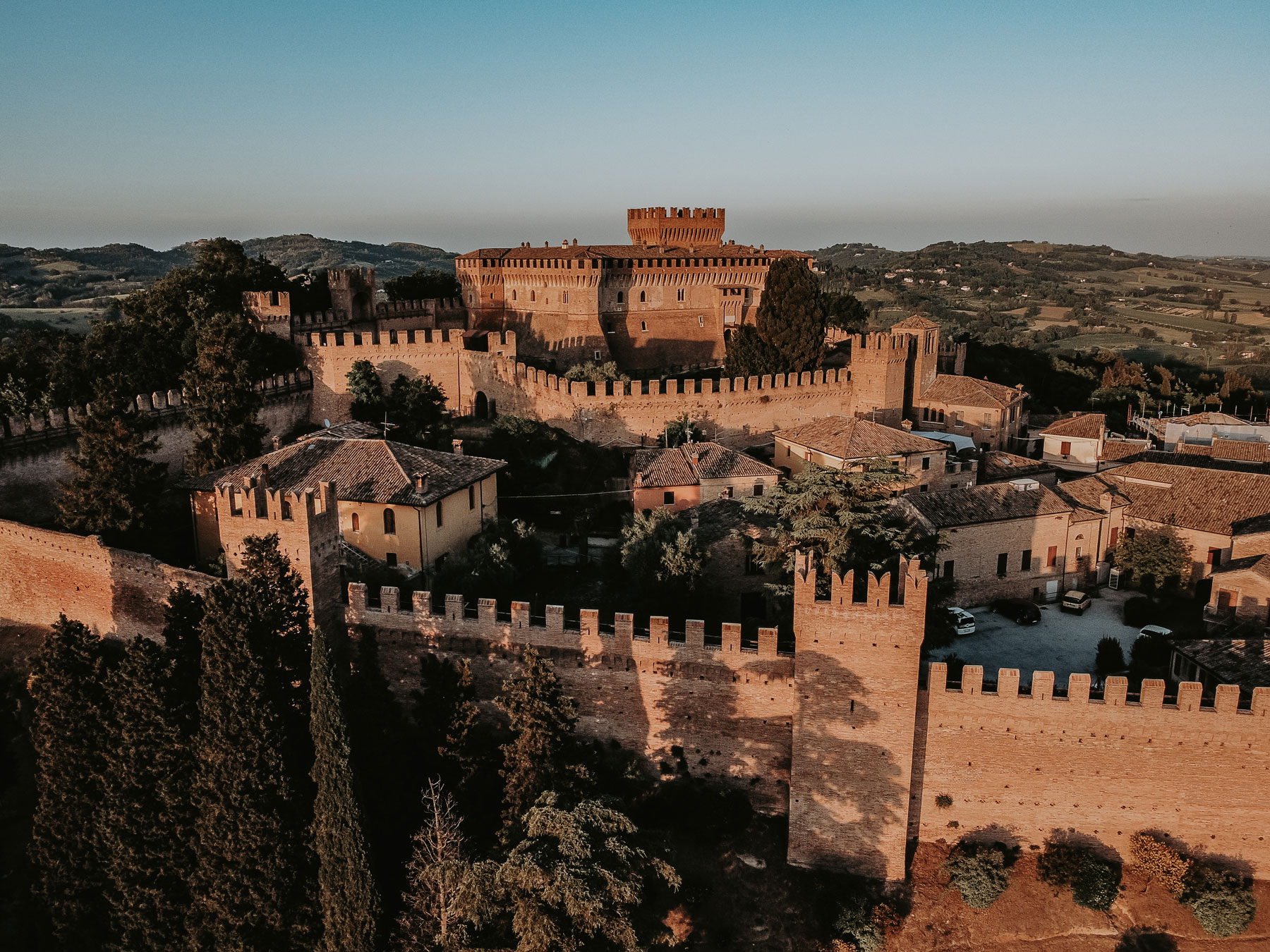 Castello di Gradara: 3 curiosità sulla location di The Magic Castle - The Magic Castle Gradara